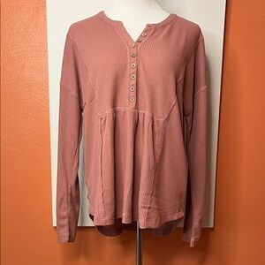 Women's Rose Thermal Button-Up Top